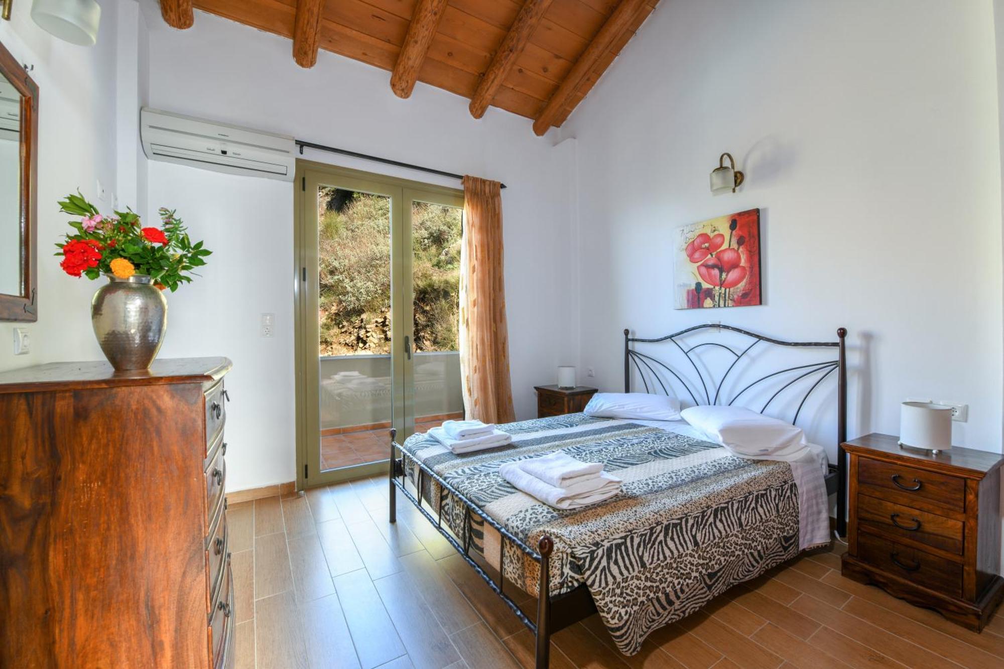 Malathiros Traditional Villas ภายนอก รูปภาพ